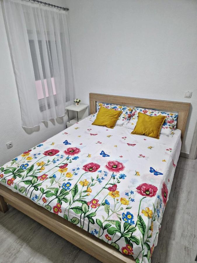 Amazing Sea View Apartment Omis Exterior photo